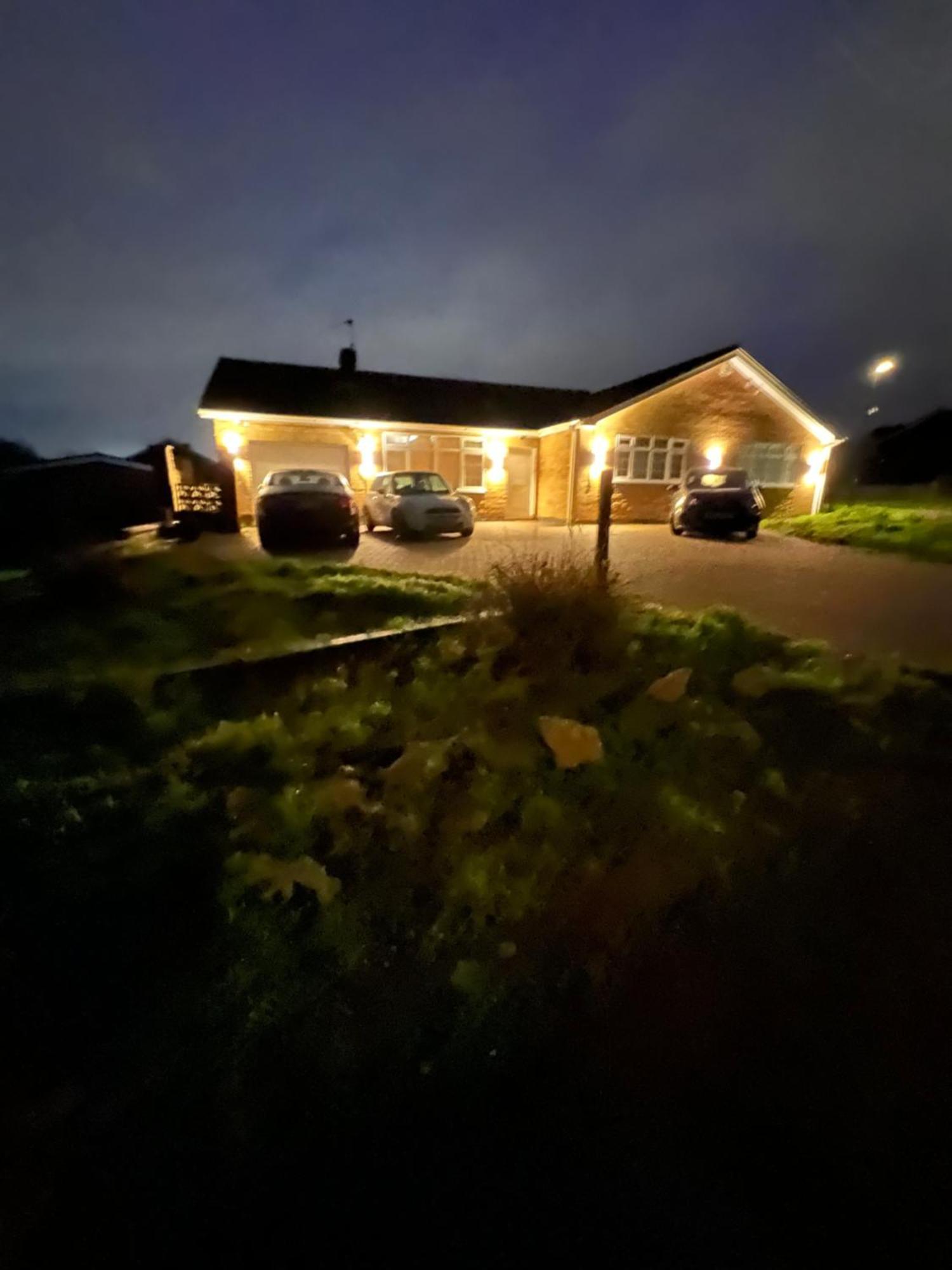 The Bungalow In Kettering Кетеринг Экстерьер фото